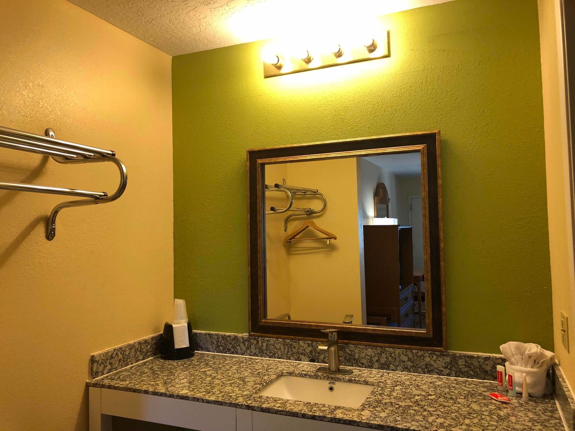 Econo Lodge West - Coors Blvd Albuquerque Bagian luar foto
