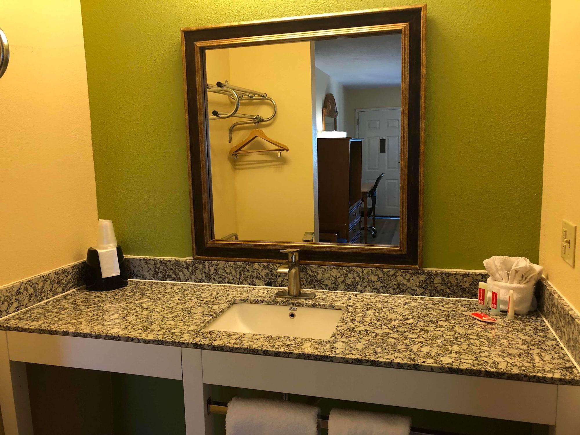 Econo Lodge West - Coors Blvd Albuquerque Bagian luar foto