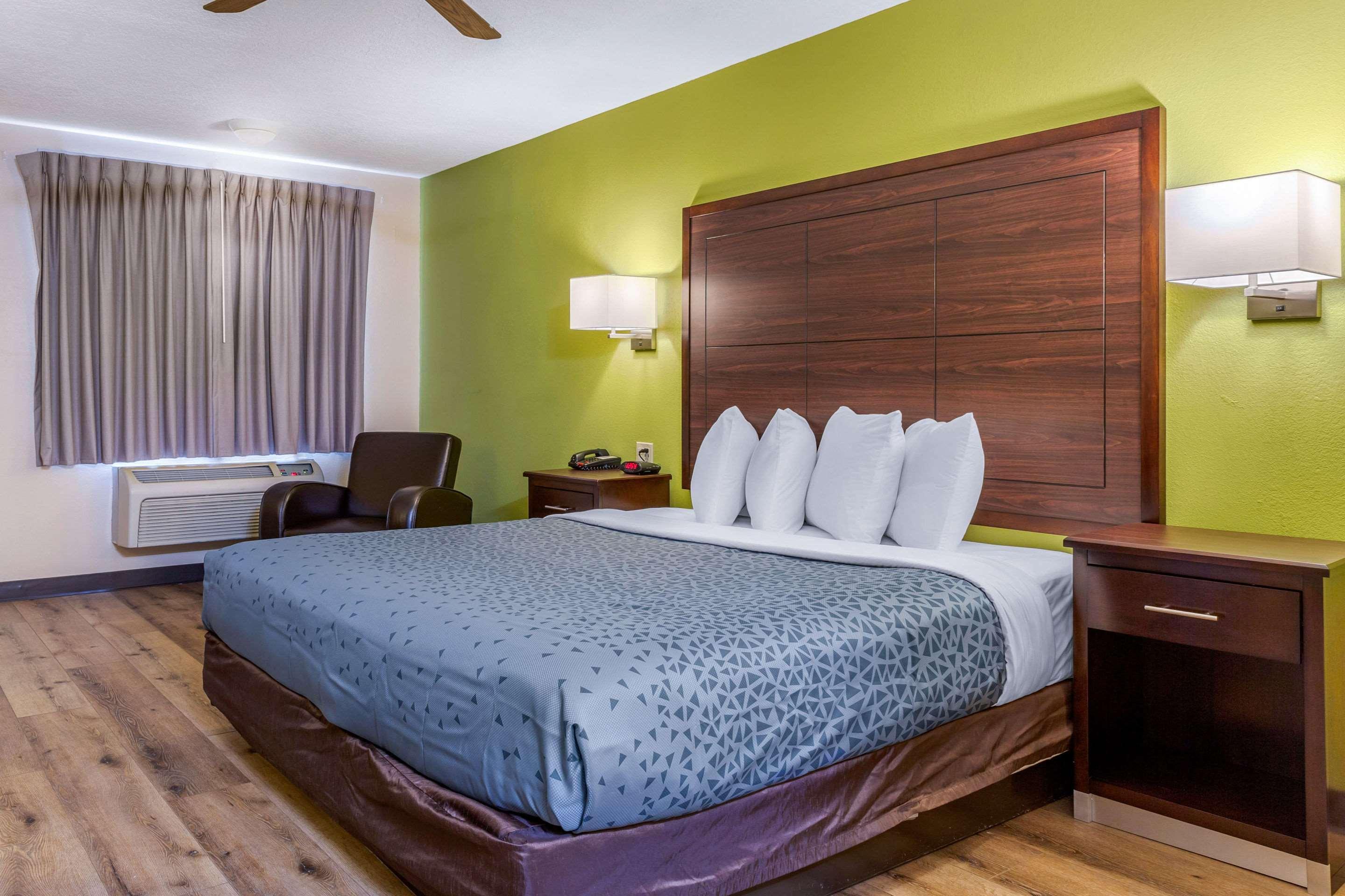Econo Lodge West - Coors Blvd Albuquerque Bagian luar foto